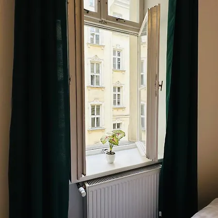 Form Space - Young Art Lejlighedshotel Warszawa